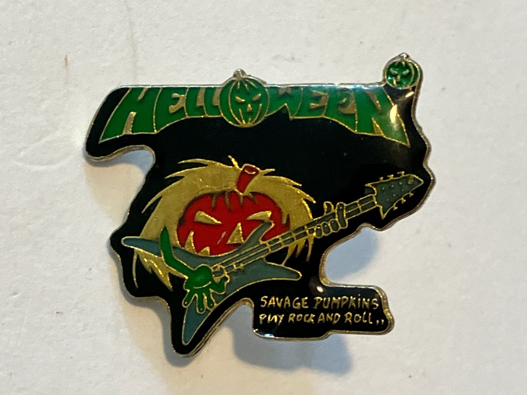 Plaketten & Abzeichen: 1 Pin Halloween Savage Pumpkins  – Gebraucht aus Basel von djwwpp