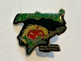 1 Pin Halloween Savage Pumpkins 