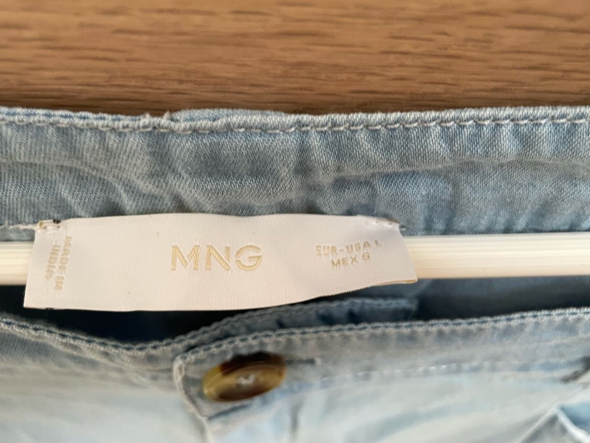 Mango Pantaloni: Mango Shorts – Nuovo (secondo la descrizione) da Basel venduto da Robyn20 3