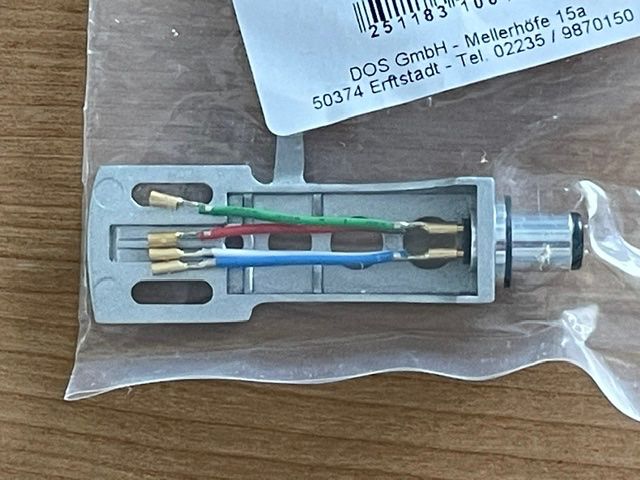 Giradischi: HEADSHELL MIT KABEL - SME ANSCHLUSS - SILBER - NEU – Nuovo e nell'imballaggio originale da Fahrwangen venduto da Swirl2 2