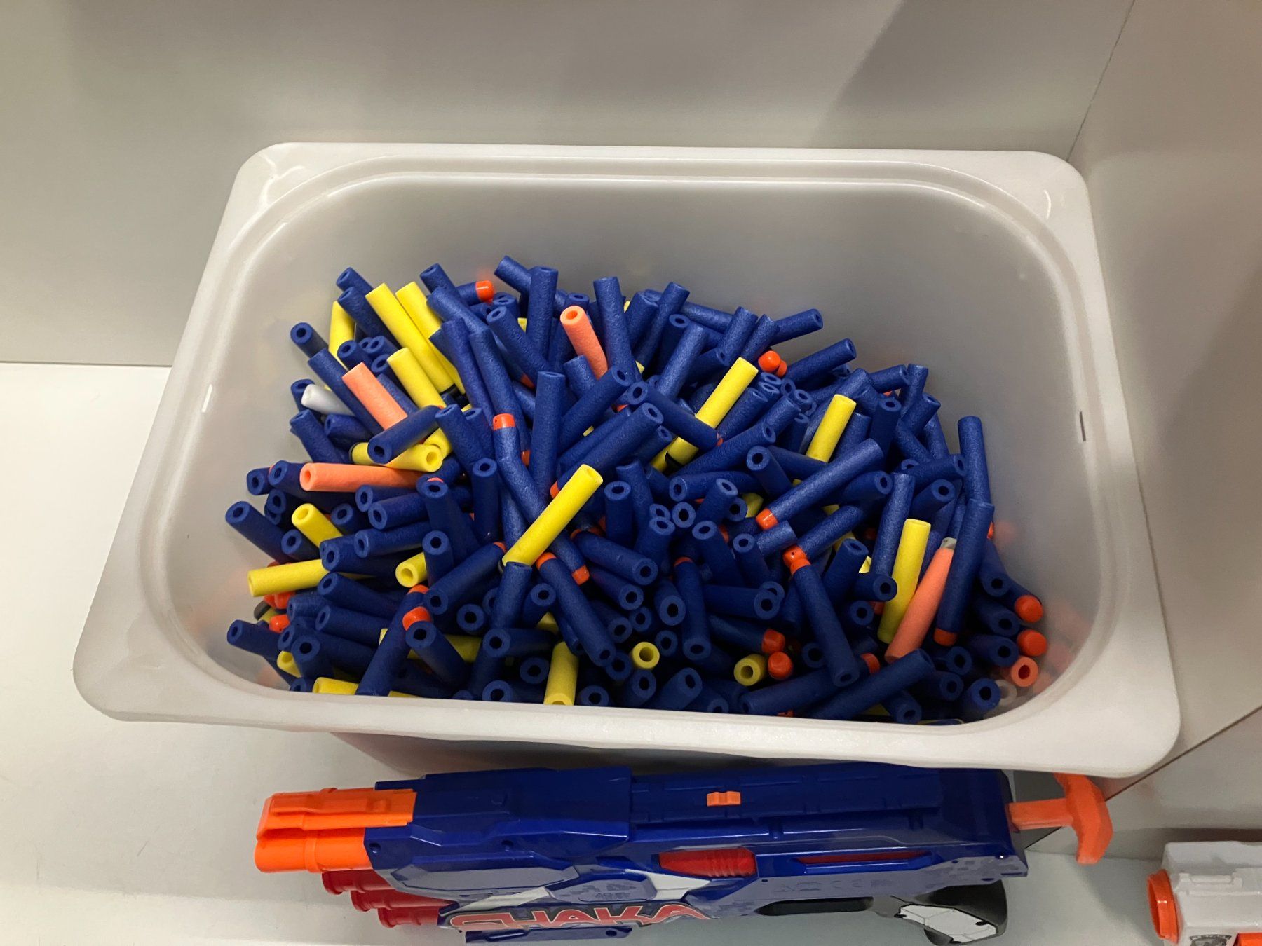Nerf Giocattoli: gr. Posten gebr. NERF Action Spielzeug ab 1.- – Usato da Lichtensteig venduto da Buy24International 4