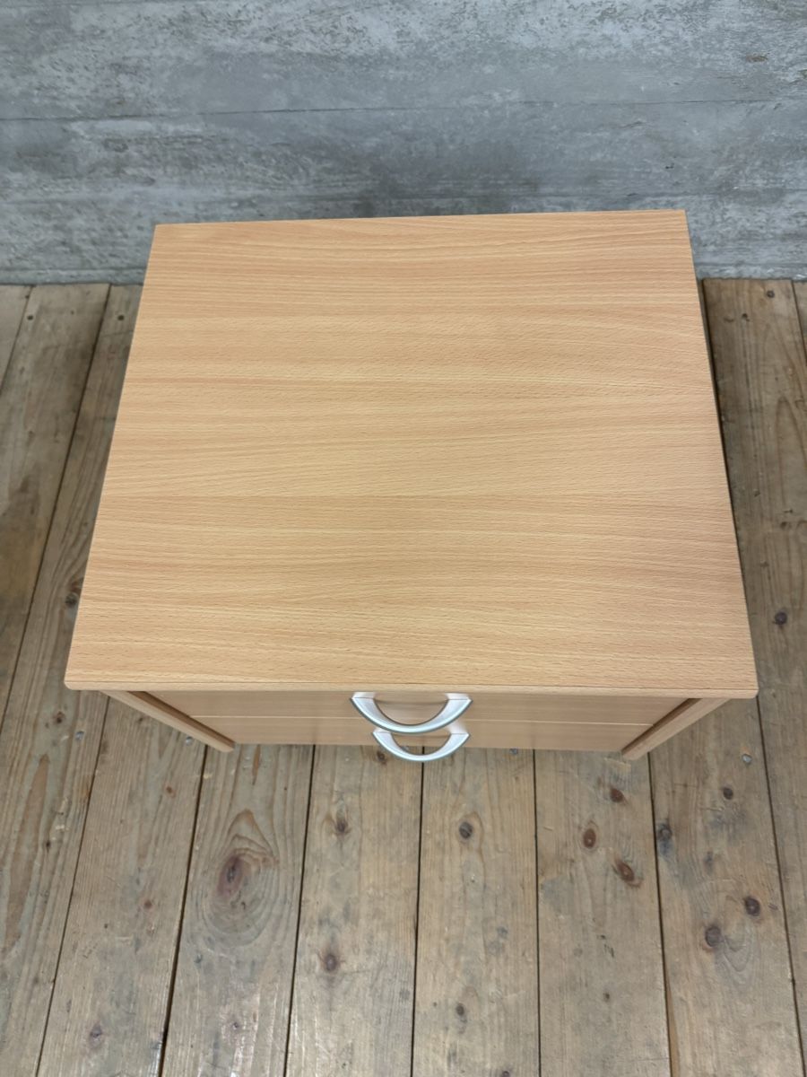 Comodini: Schicker Nachttisch / Beistelltisch Buche Dekor – Usato da Münchenstein venduto da Eclipse6 1