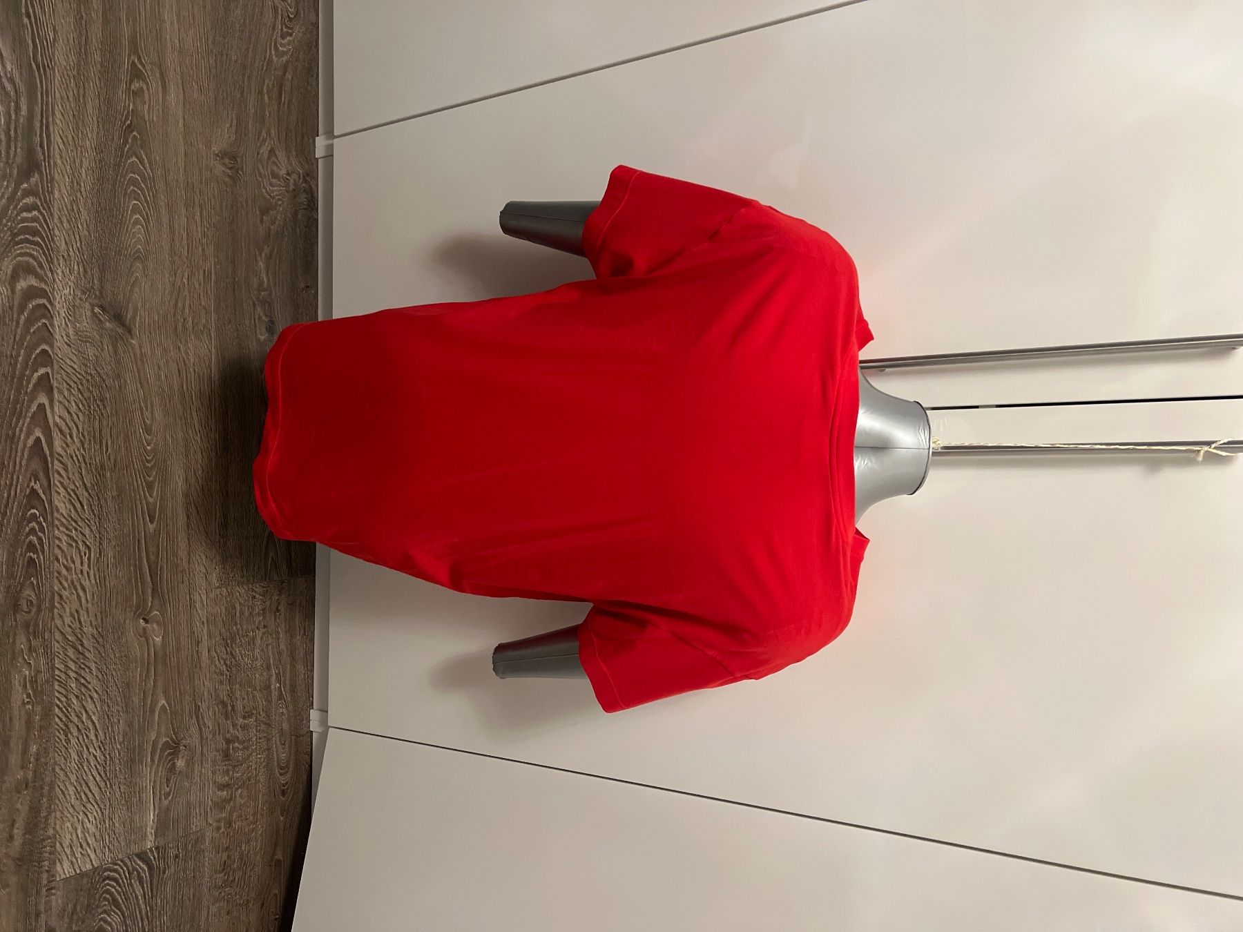 Hugo Boss T-shirt: Hugo Boss T Shirts Grösse XL – Usato da Weiach venduto da LemonJuice1995 1