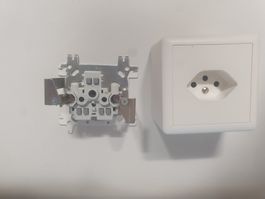 AP Steckdose T13 weiss