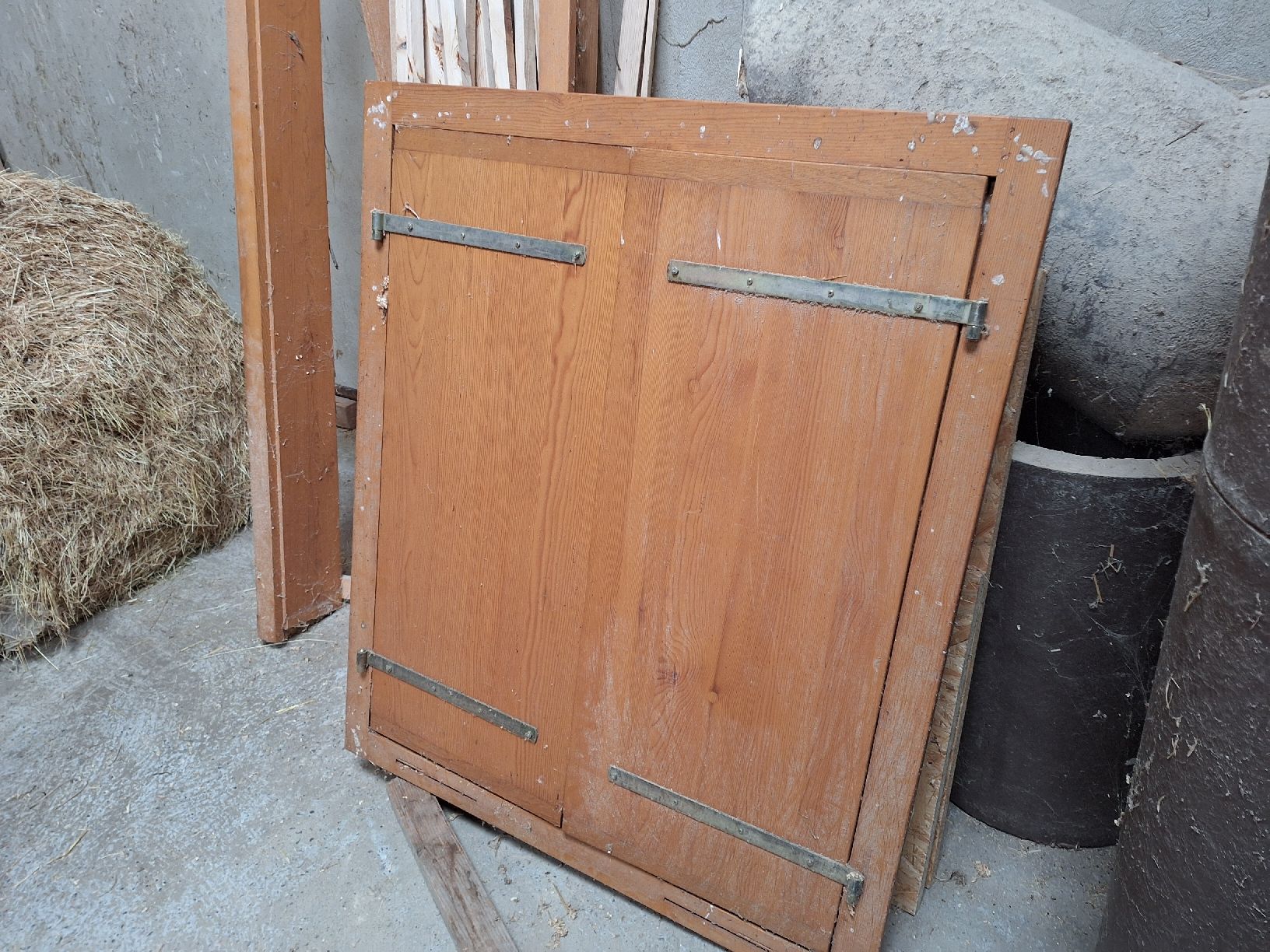 Fensterläden: Holz Rahmen mit Fensterläden – Gebraucht aus Eptingen von Bobbl1 4