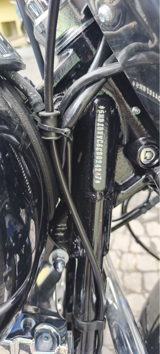Harley-Davidson Chopper: Harley-Davidson Heritage Softail Classic, FLSTC, 2016 – Usato da Künten venduto da Schnaepplihuus 5