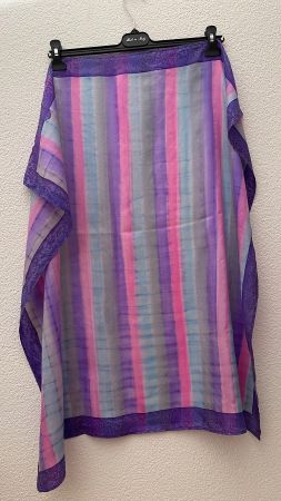 BATIK Handmade 90x85Neu/  Foulard Pareo Halstuch Schal Seide