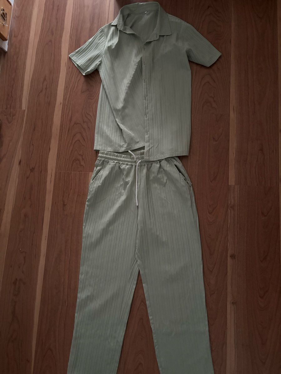 Costumes: Luftiger 2-Teiler – Neuf (Voir description) à Dübendorf par dor_2yvd
