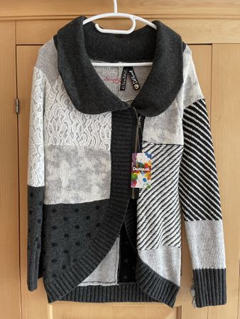 Desigual Strickjacke Gr.M, Neu, mit Etikett