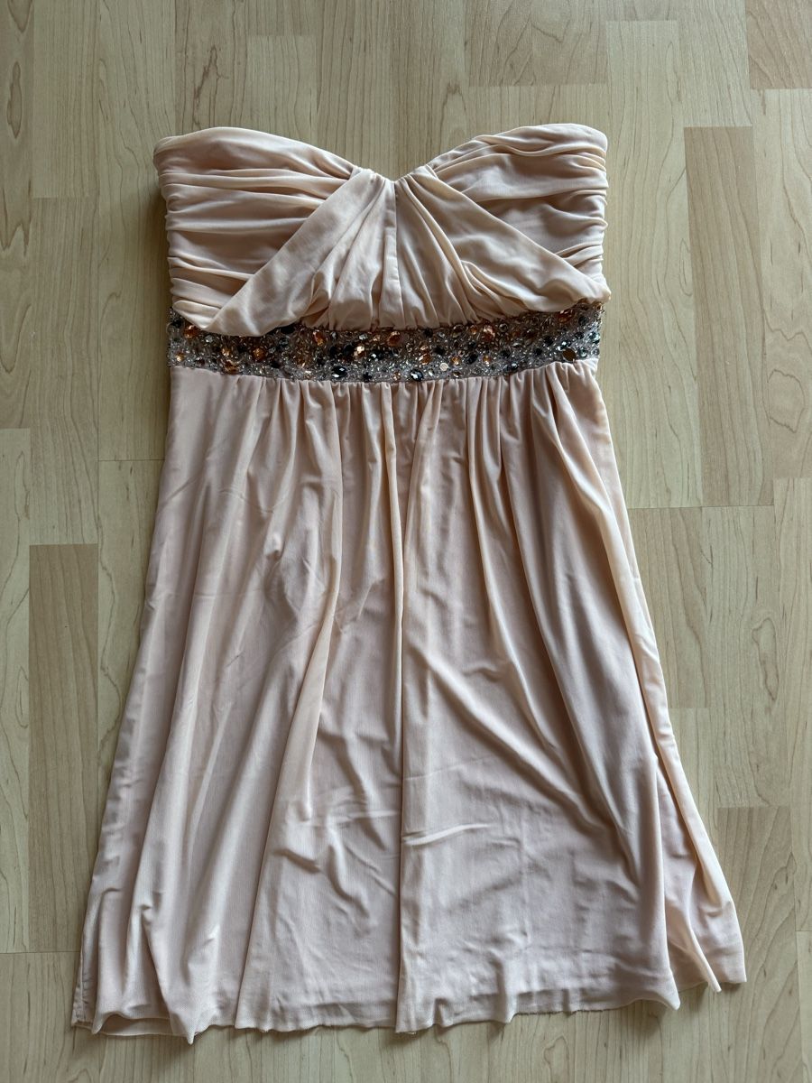 Esprit Vestiti: Trägerloses Kleid rosa mit Schmucksteinen – Nuovo (secondo la descrizione) da Horw venduto da patgific07 2