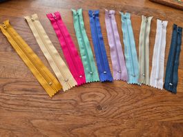 Reissverschlüsse Set 10 Stk. farbig gemischt, 20cm