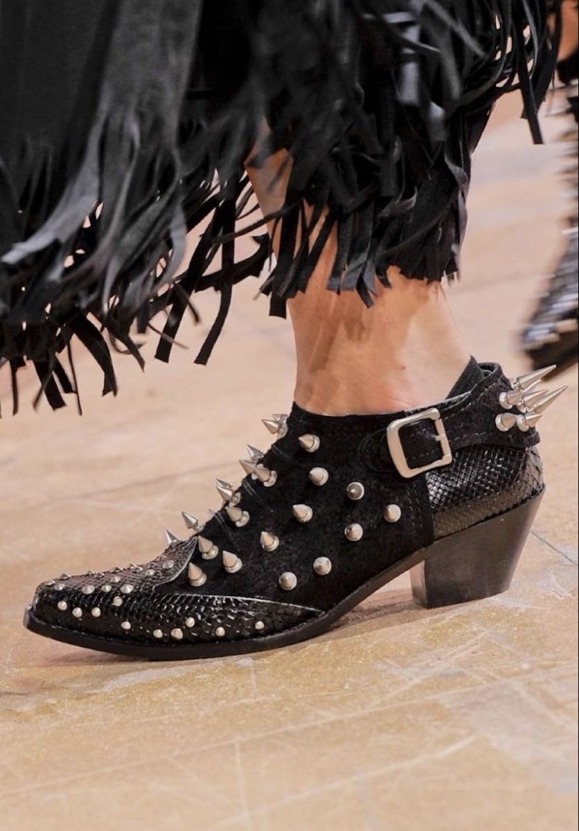 Comme Des Garcons Scarpe da uomo: Comme des Garcons × Junya Watanabe Studded boots  – Nuovo (secondo la descrizione) da Zug venduto da Arsavis 4