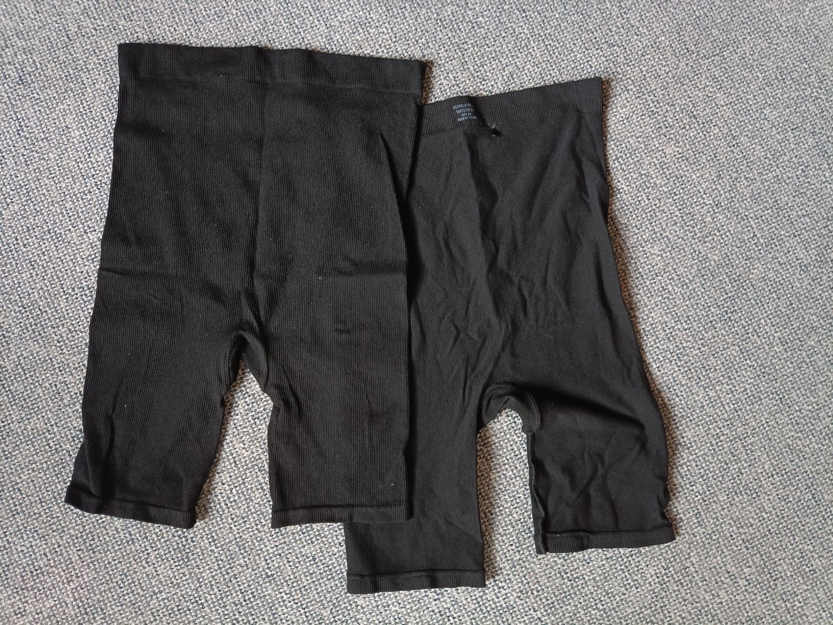 Vero Moda Pantaloni: Umstandsshorts – Usato da Biberstein venduto da Anja7