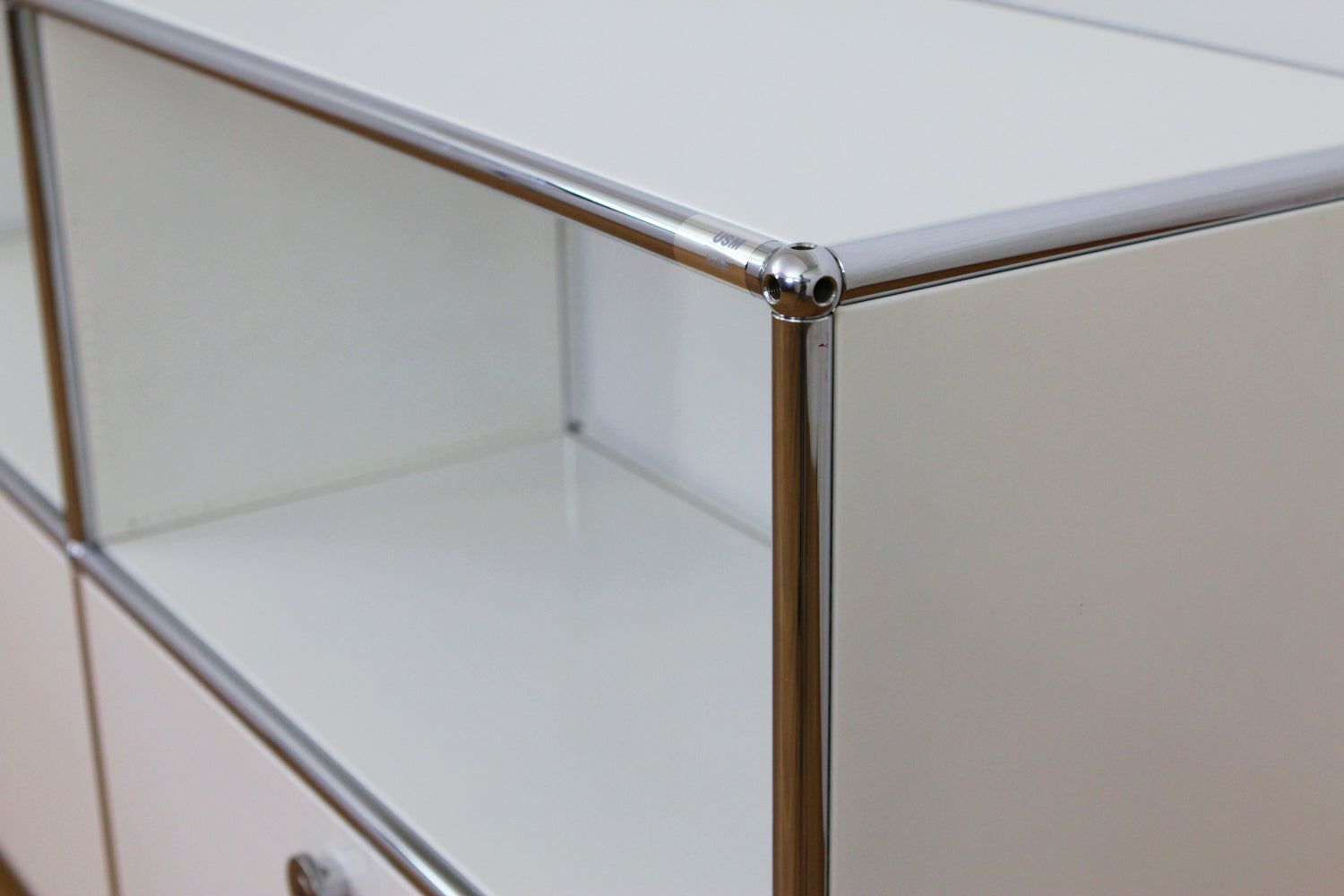Étagères: USM Sideboard used #1124 – D'occasion à Affoltern am Albis par Zapro 2