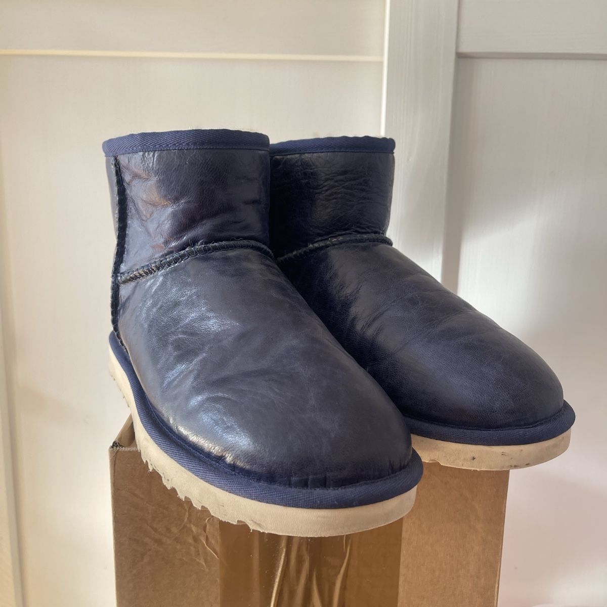 Ugg Scarpe da donna: UGG Boots Australia Leder dunkelblau Gr. 38 – Nuovo (secondo la descrizione) da Bern venduto da dek_7bjd 6