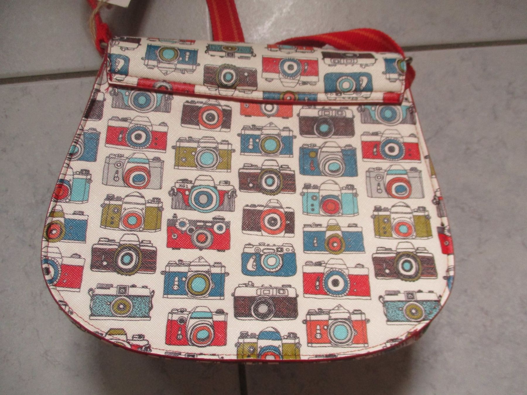 Borse: Retro Tasche Fotoaparat – Nuovo (secondo la descrizione) da Birsfelden venduto da alles-muss-raus 1