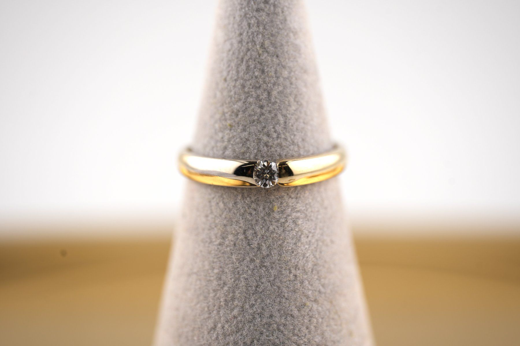Anelli: Goldring 14K mit Diamant – Usato da Basel venduto da Vip24