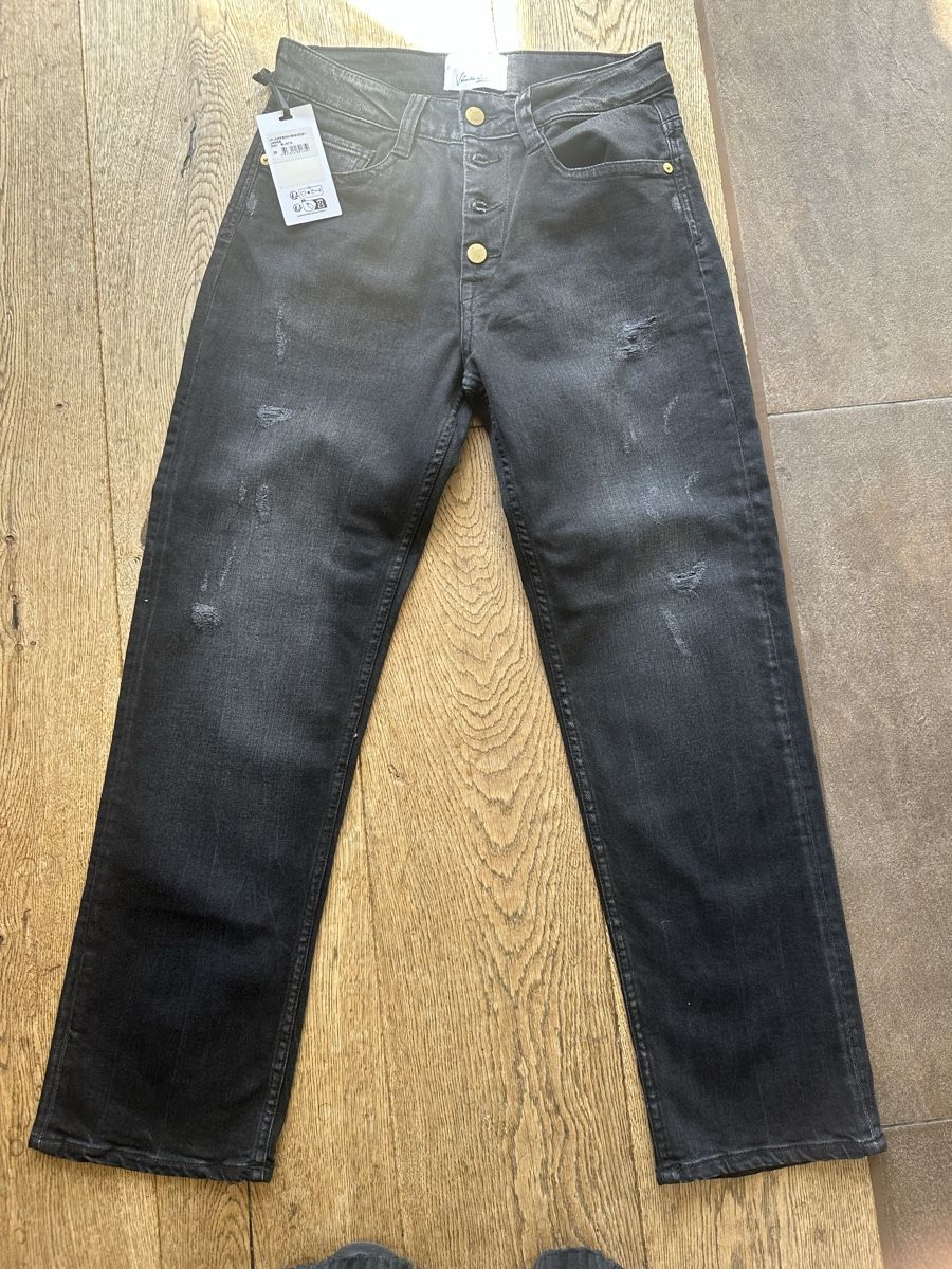 Le Temps Des Cerises Jeans: Jean Le Temps des Cerises,taille 26 – Nuovo e nell'imballaggio originale da Lausanne venduto da pat_9y2v