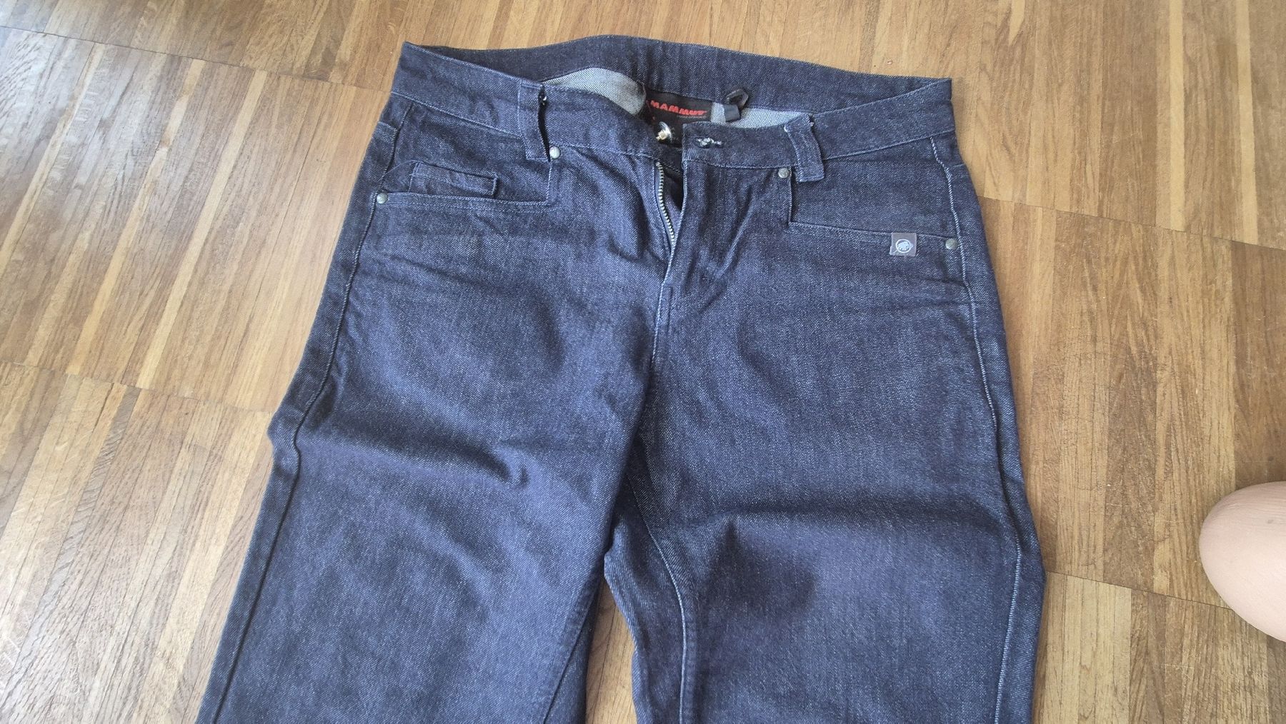 Jeans: Mammut Jeans – Usato da Regensdorf venduto da fjuzl 2