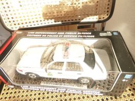 Ford Crown Victoria Police RCMP