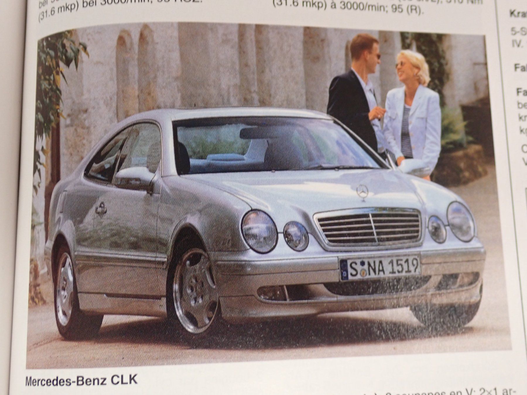 Livres: AR Automobile Revue Katalog 2001 – D'occasion à Emmetten par Super008 1