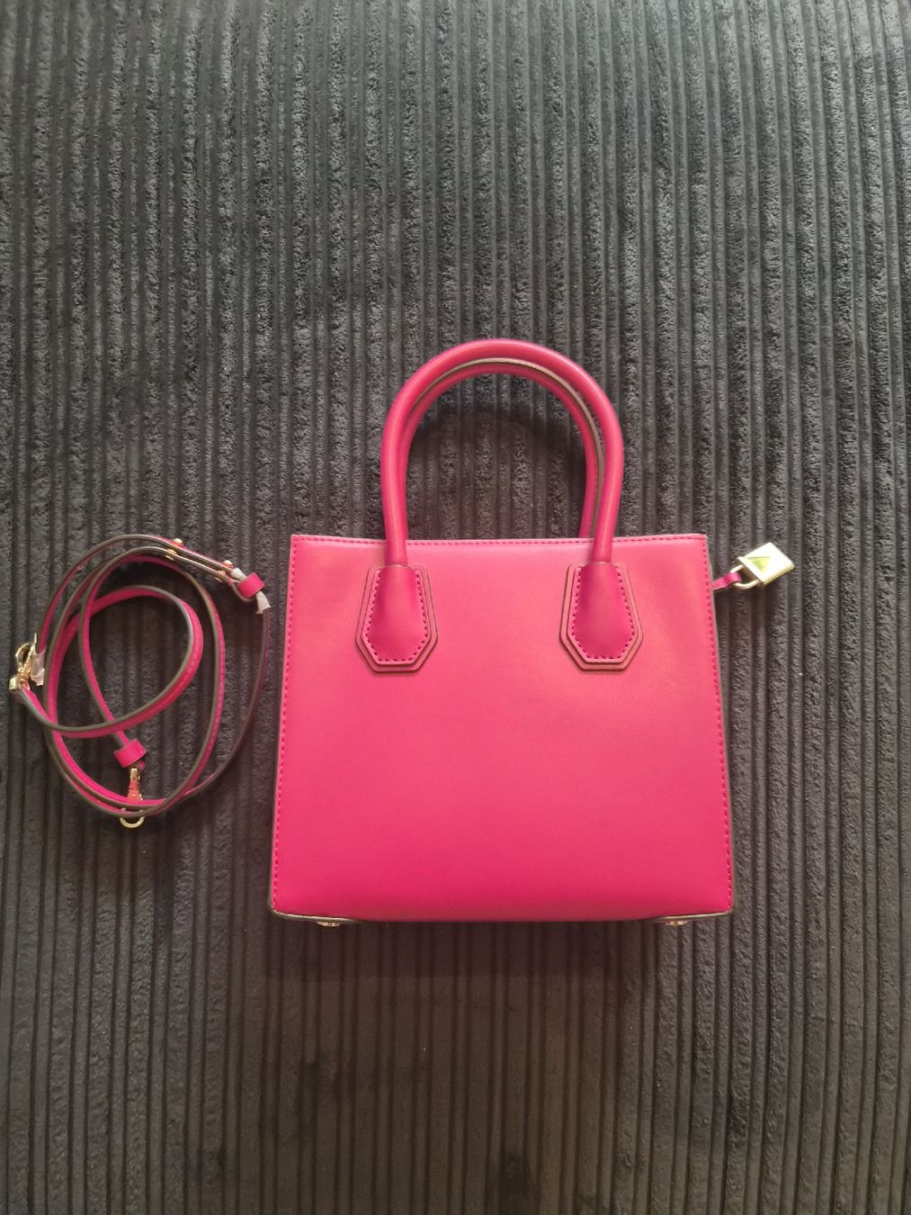 Michael Kors Borse da donna: Michael Kors Crossbody Tasche – Nuovo (secondo la descrizione) da Volketswil venduto da SecondHanderia 1