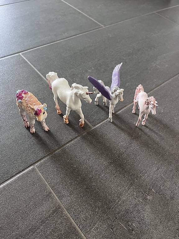 Giocattoli: Schleich Einhorn/Lama/Pegasus – Usato da Kaisten venduto da Piggen 2