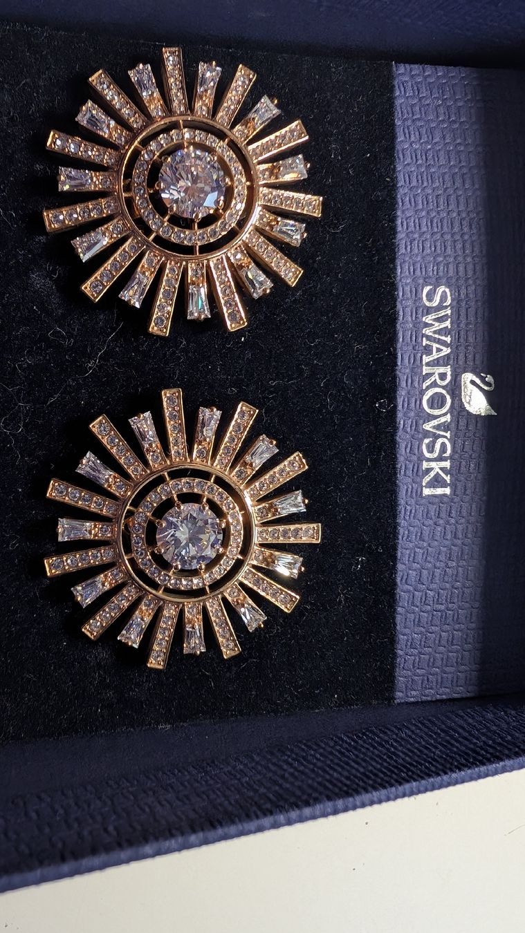 Swarovski Orecchini pendenti & Orecchini a lobo: Boucle d'oreille Swarovski – Usato da Bernex venduto da Natalys