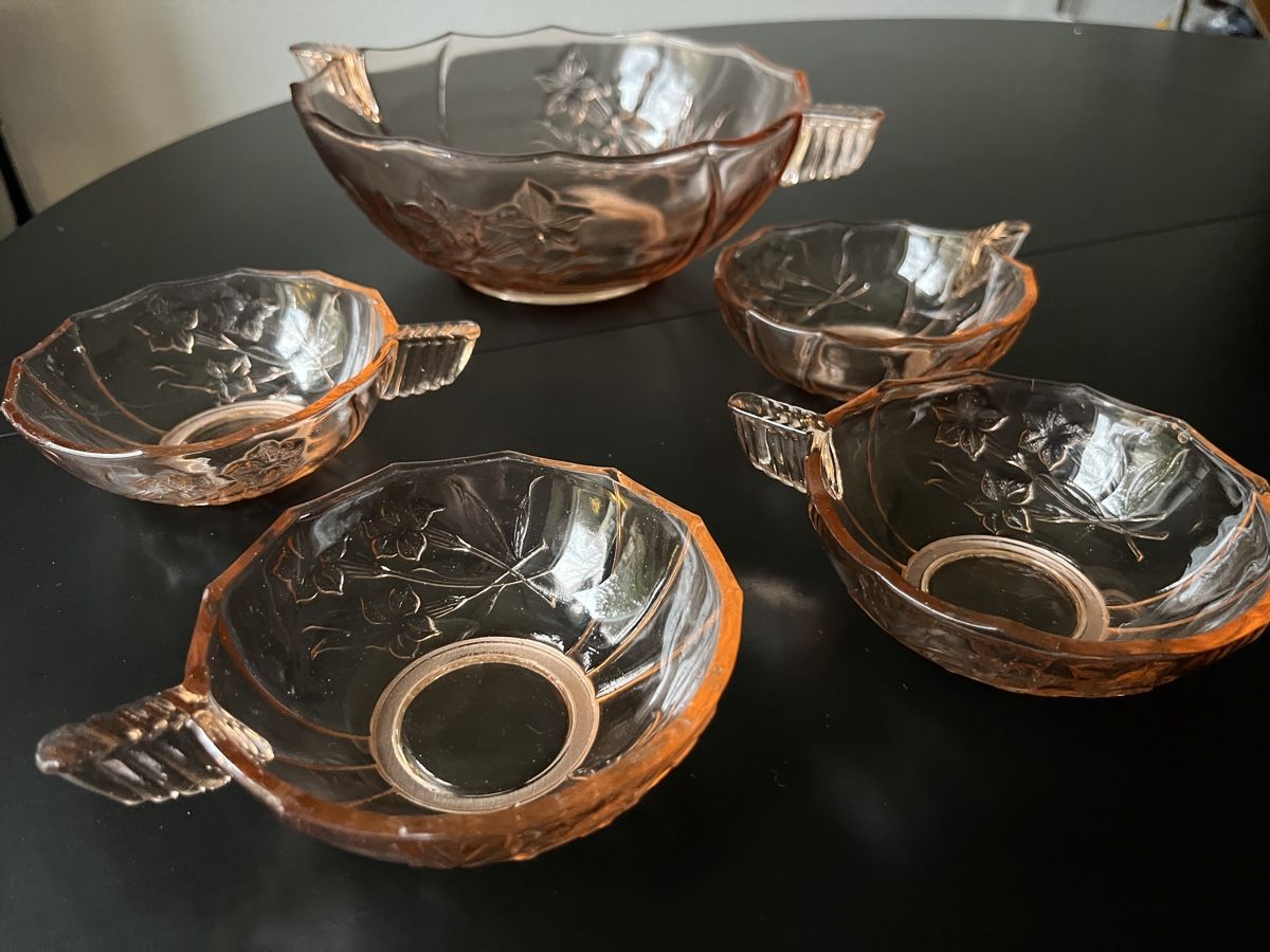 Ciotole: Rosa Glasschalen Set – Usato da Zürich venduto da Nowstalgia 3