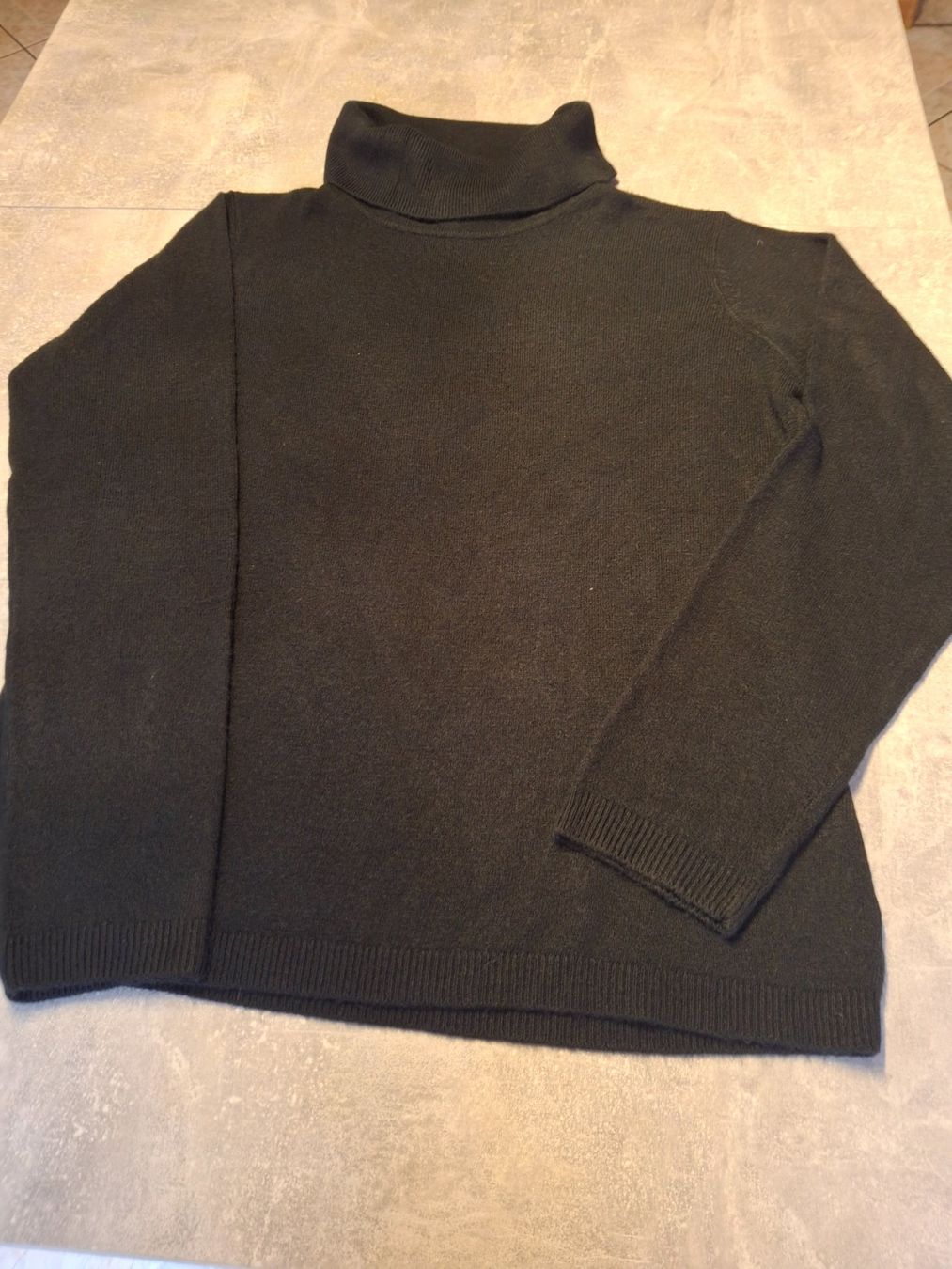 Pullover & Sweatshirts: Pull noir col roulé taille M marque Charles Vögele – Gebraucht aus Villiers von san_jn5w