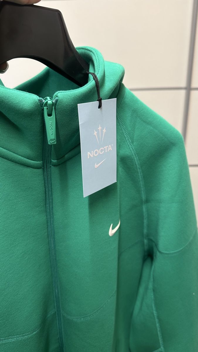 Nike Vestes: Nike Nocta Zipper – Neuf avec emballage d'origine à Buttwil par eph_tfn6 5