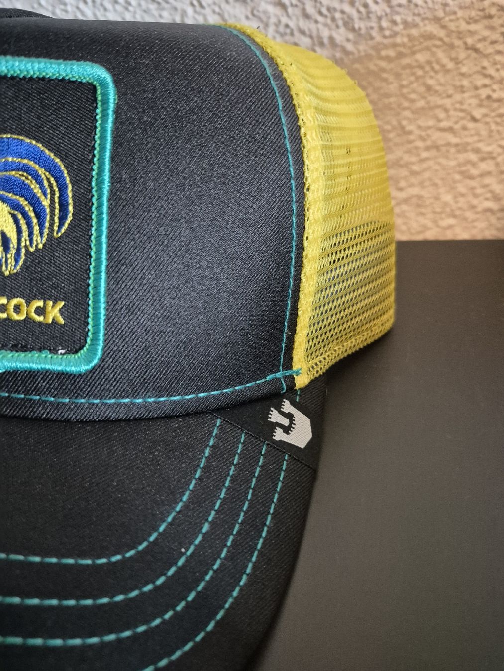 Chapeaux, bonnets & casquettes: Goorin 'Cock Trip' Trucker Style Baseball Cap – D'occasion à Seuzach par Xauberai 7