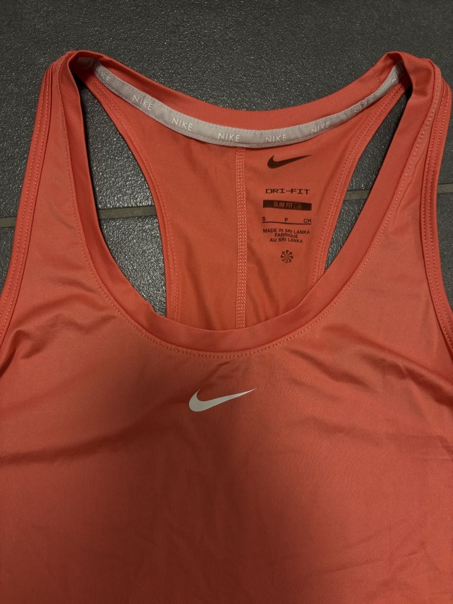 Nike Top: Nike Dri-Fit Tank Top S – Usato da Rümlang venduto da svent 2