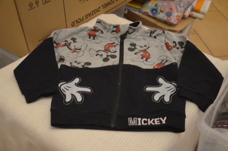 TAILLE 86 - VESTE DISNEY