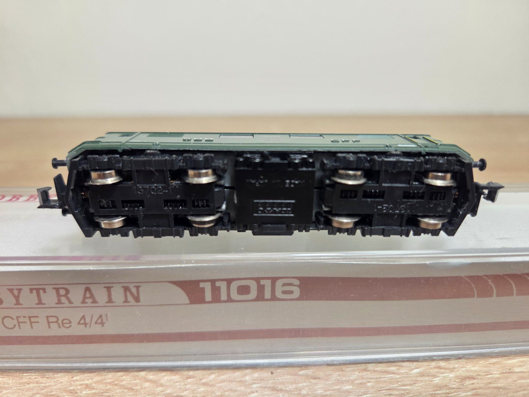 Hobbytrain Modellini di ferrovie: Hobbytrain N 11016 E-Lok 10035 SBB – Usato da St-Aubin-Sauges venduto da Lo_Go 5