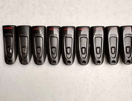 9x SanDisk USB 3.0 Sticks 32 GB