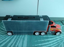 Dickie Spielzeug-LKW Lastwagen für 42 Fahrzeuge