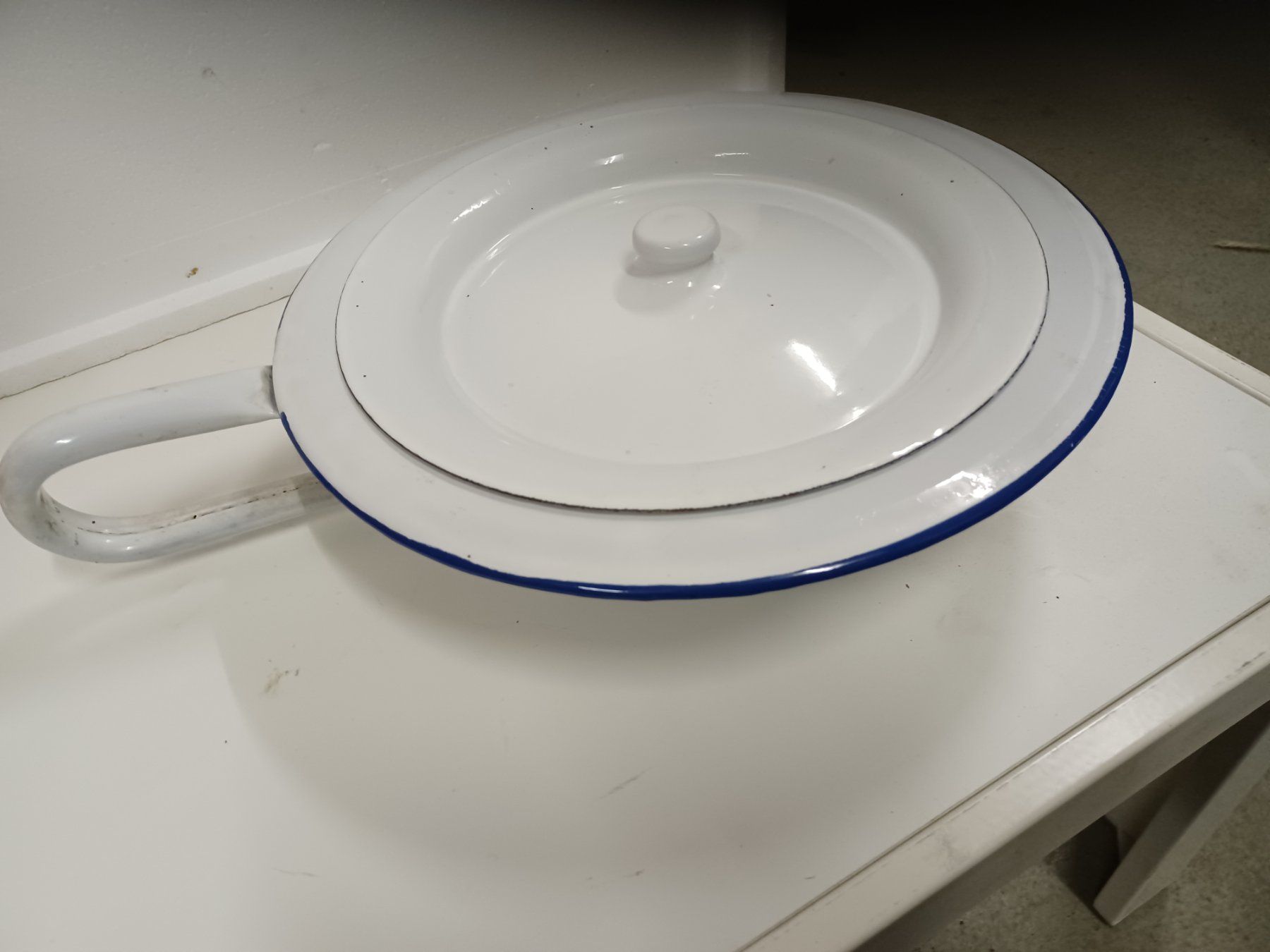 Ciotole: Email Nachttopf – Usato da Grossdietwil venduto da hufi10