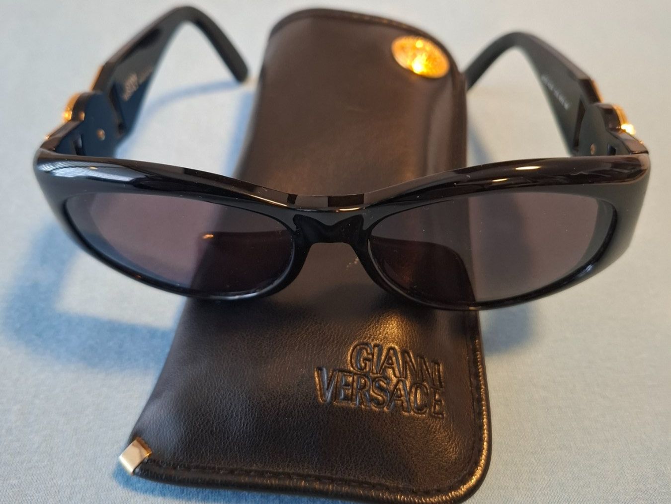 Versace Occhiali & Lenti: Vintage Gianni Versace Sonnenbrille – Nuovo (secondo la descrizione) da Weggis venduto da Jhmathis