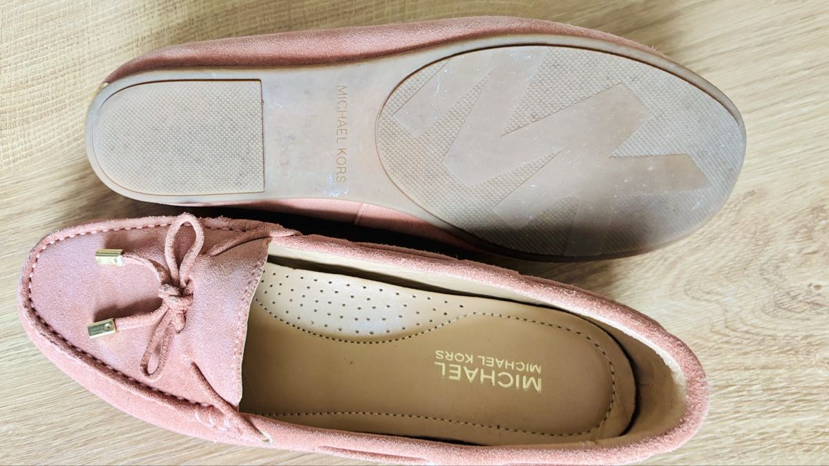 Michael Kors Scarpe da donna: Michael Kors Slipper Wildleder rosa – Usato da Pfungen venduto da jubel80 2