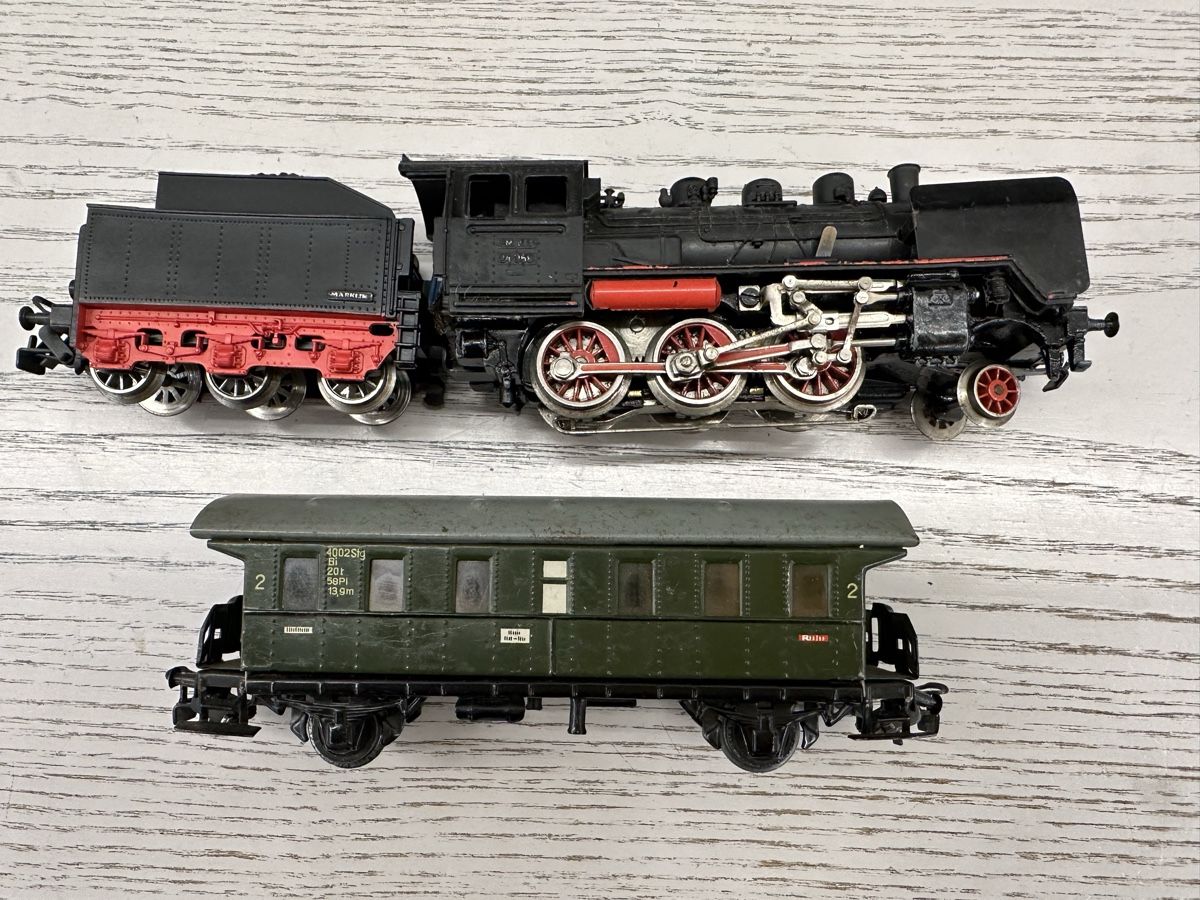 Märklin Modellini di ferrovie: Märklin FM800 DB BR 24 – Usato da Lupsingen venduto da New-Haven 3