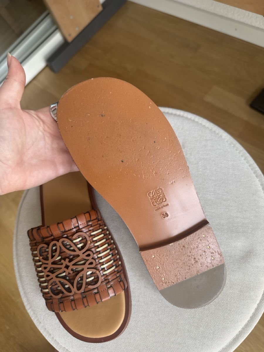 Loewe Scarpe da donna: LOEWE Woven Slides Sandals Size 38  – Usato da Fribourg venduto da ksu_65bh 1