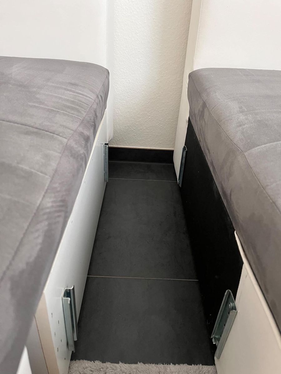 Divani: Ecksofa L-Form – Usato da Lupfig venduto da EST.1954 4