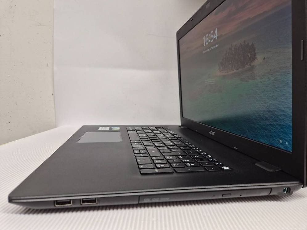 Acer Notebooks: Acer Travelmate P277-MG, SSD, 17,3" – Gebraucht aus Basel von mgn_ft72 2
