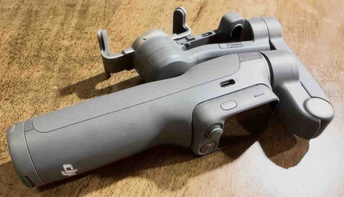 DJI Sonstiges Zubehör: DJI Osmo Mobile 8P ein Mal gebraucht – Neu (gemäss Beschreibung) aus Biembach von bruelli22