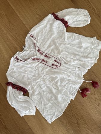 Sommerbluse Weiss mit Stickerei, Grösse 36, Top Zustand!