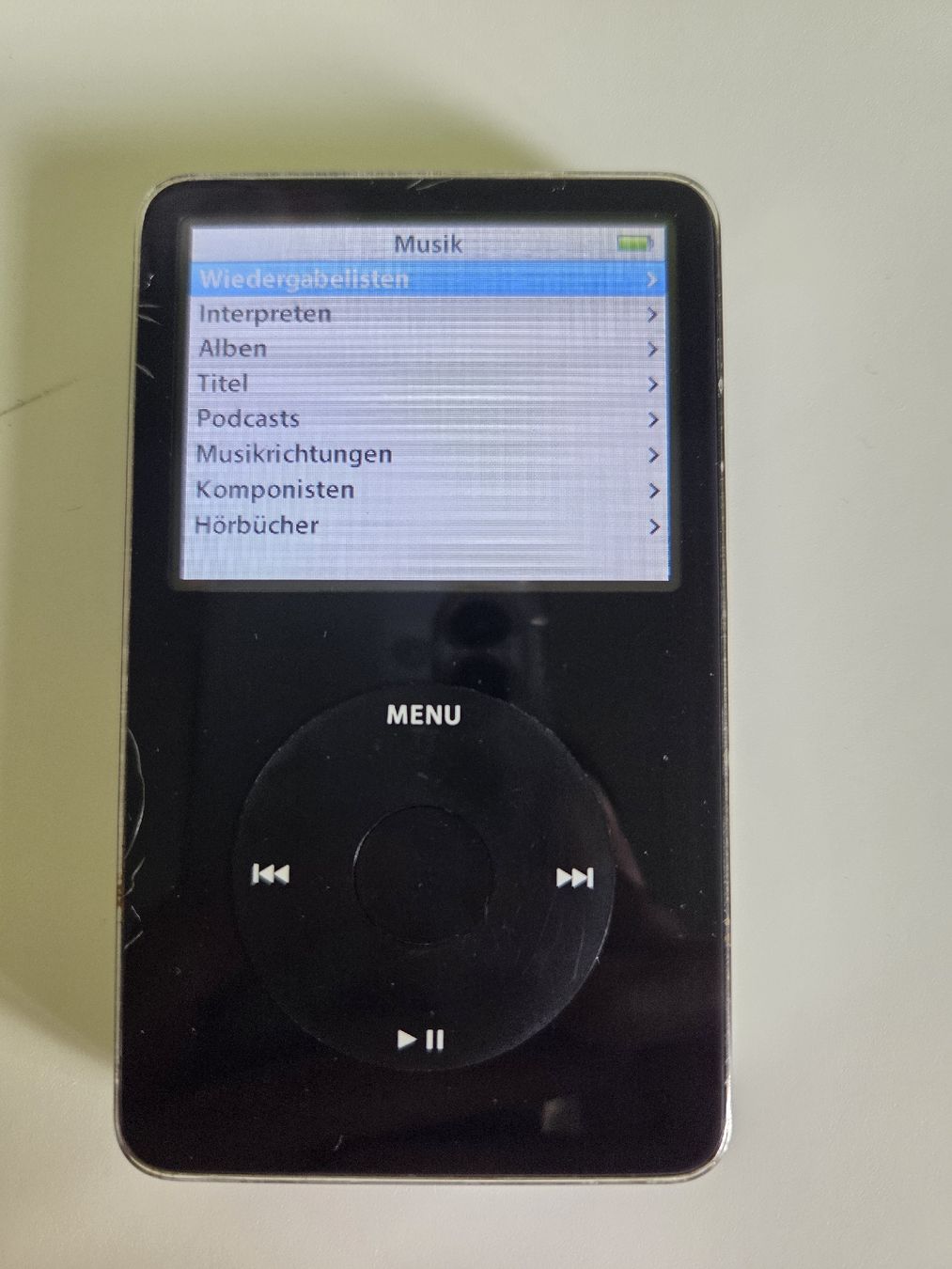 Apple Tragbarer Mediaplayer: iPod 5 Generation 30GB neuer akku – Gebraucht aus Niederrohrdorf von jet_b7s7