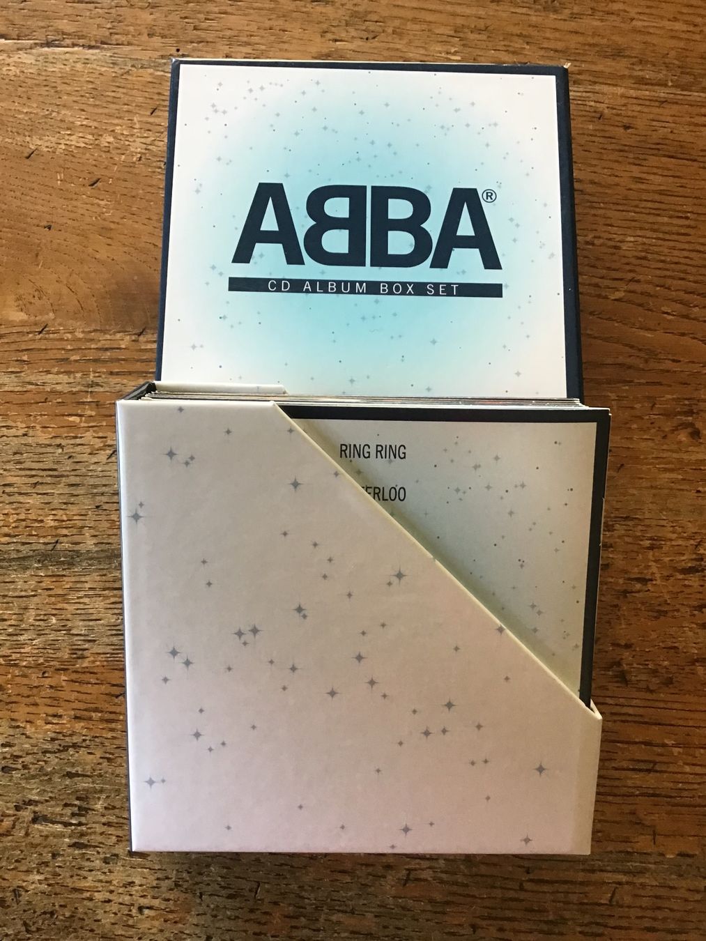 CDs: Rare coffret 10 CD ABBA – Neuf (Voir description) à Fully par Ruby97 1