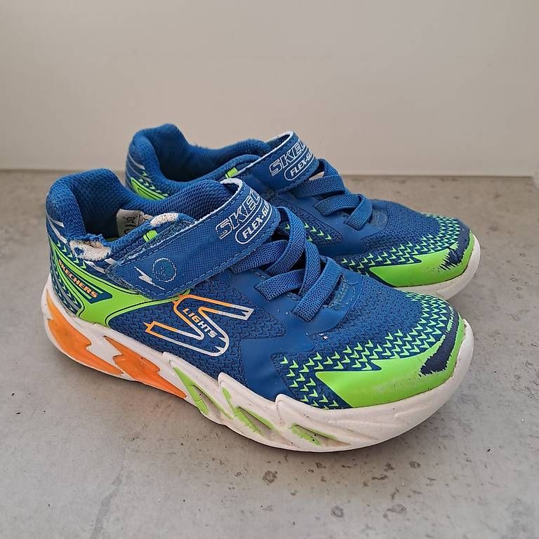 Skechers Schuhe für Jungen: Skechers Kinder-Sneaker (Gr. 27) – Gebraucht aus Stein AR von foxtown2
