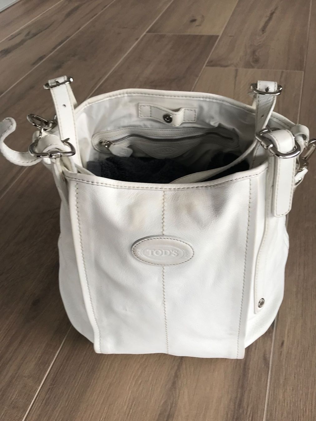 Tod'S Taschen für Damen: Tods Tasche Beutel Leder weiss – Gebraucht aus Richterswil von KAYLEIGH_77